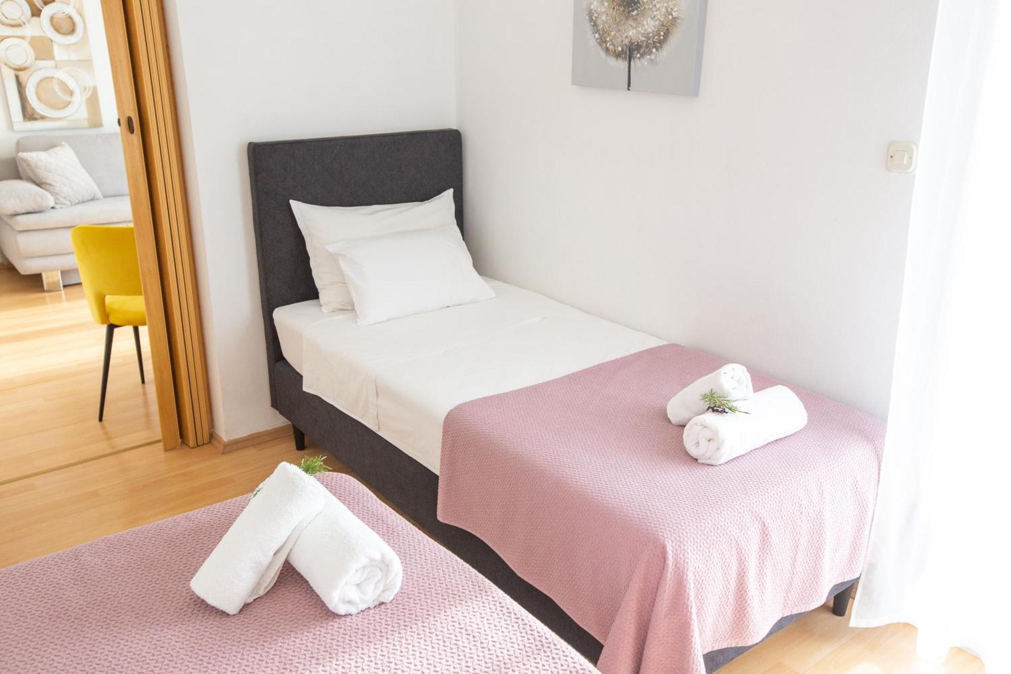 Villa Veca Starigrad Paklenica Εξωτερικό φωτογραφία