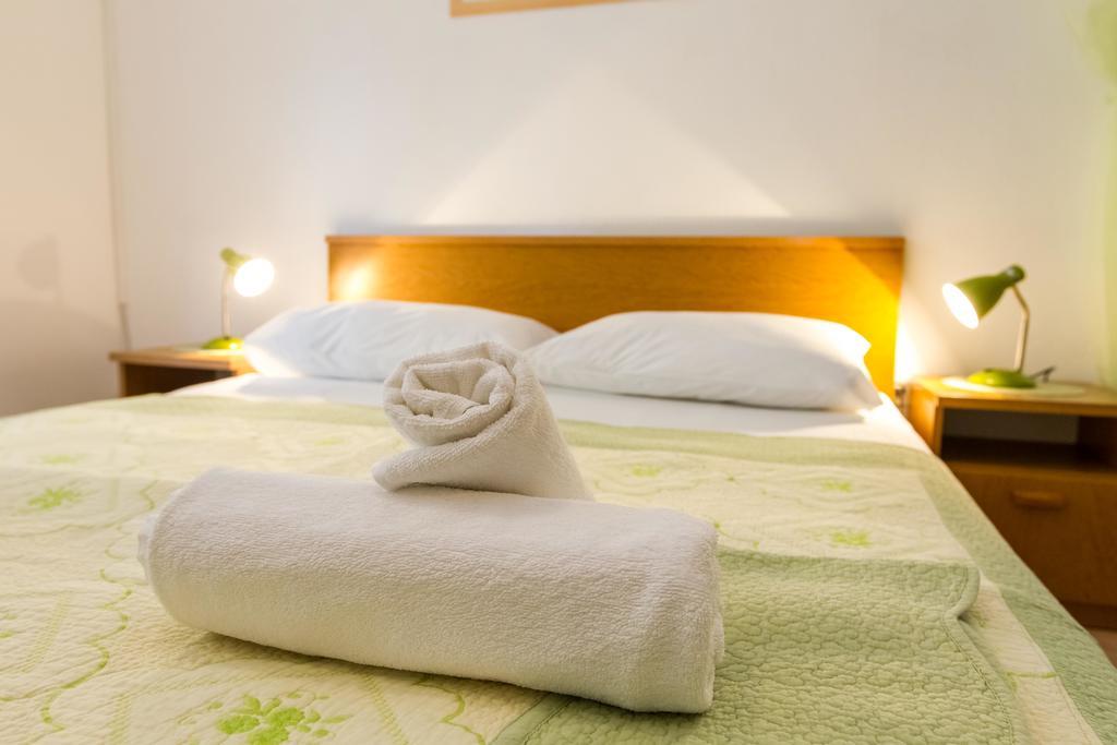 Villa Veca Starigrad Paklenica Εξωτερικό φωτογραφία