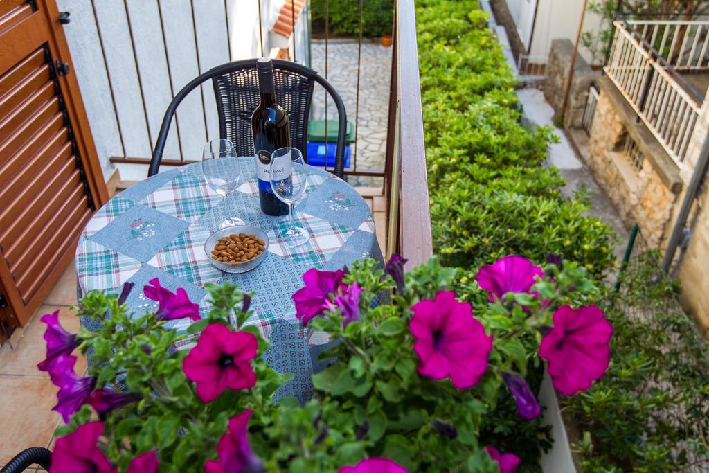 Villa Veca Starigrad Paklenica Εξωτερικό φωτογραφία