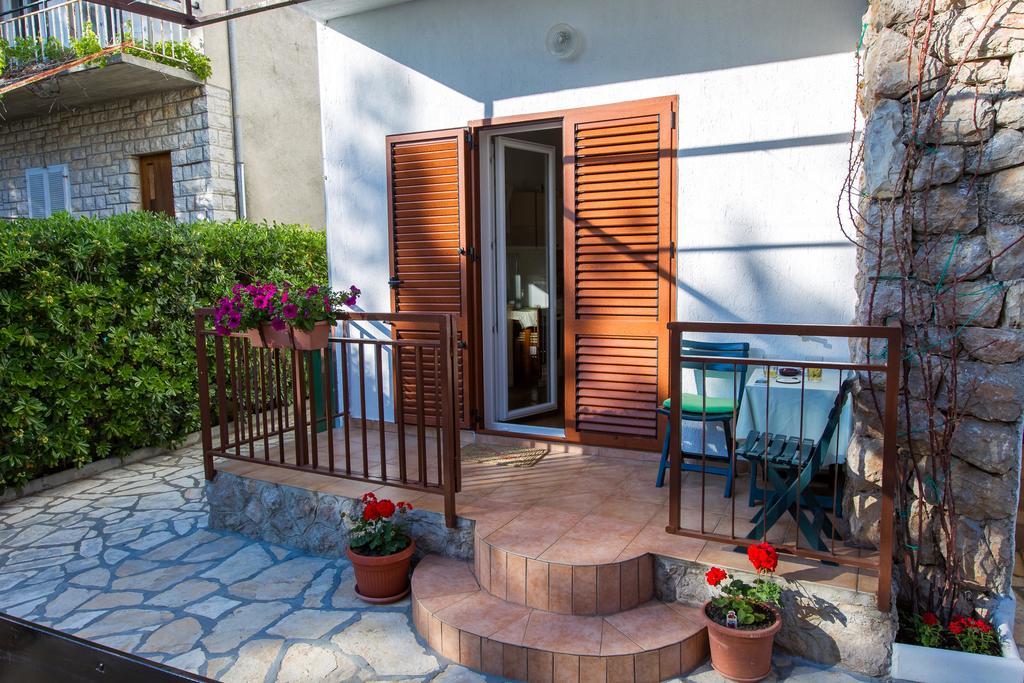 Villa Veca Starigrad Paklenica Εξωτερικό φωτογραφία